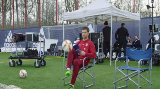 Perfect human Xabi Alonso is an amazing juggler