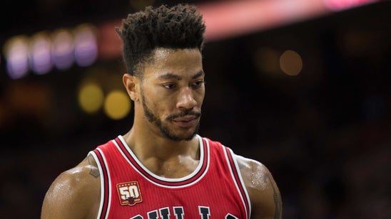 Wizards fan ethers Derrick Rose with brutal sign