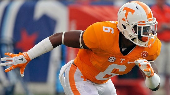 Tennessee player is changing his number to honor a Knoxville 'hero'