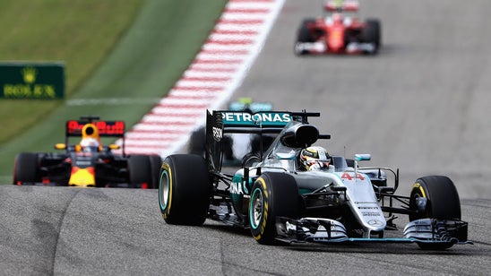 Lewis Hamilton cruises to victory at United States GP