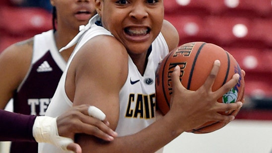 Freshman Anigwe leading Cal women on both ends of court