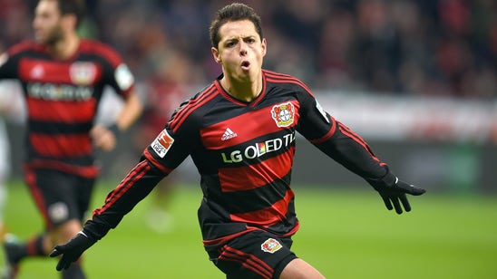 Arsenal target shock move for Leverkusen star Chicharito