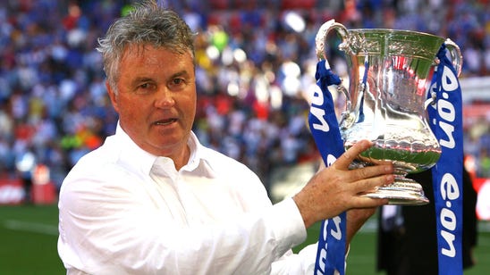 Guus Hiddink confirmed as Chelsea boss until end of season