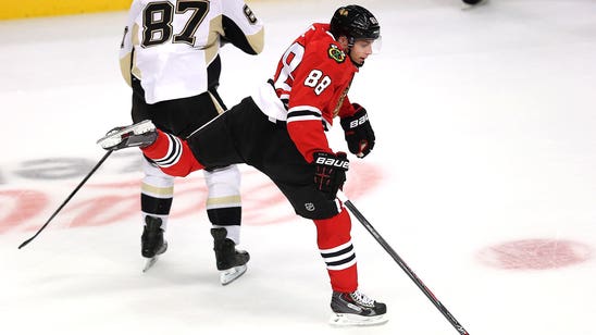 Penguins' Crosby impressed by Kane's career-high point streak