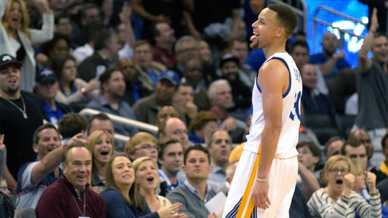 Steph Curry sets NBA mark by nailing a trey in 128th straight game