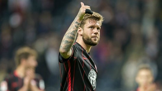 Frankfurt captain Marco Russ cleared to play after cancer treatment
