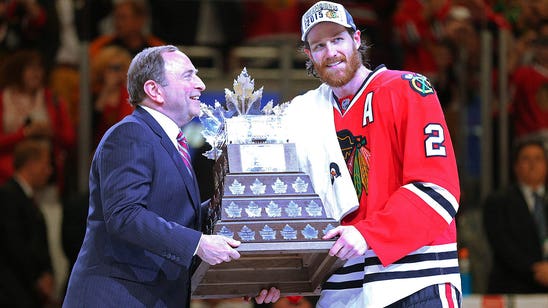 Blackhawks' Keith lands cover on Michigan Avenue magazine