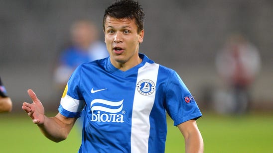 Sevilla pull out of race to sign Dnipro winger Konoplyanka