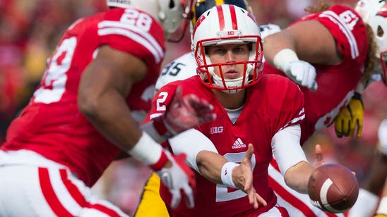 Stave sloppy, No. 19 Wisconsin upset by Iowa in Big Ten opener