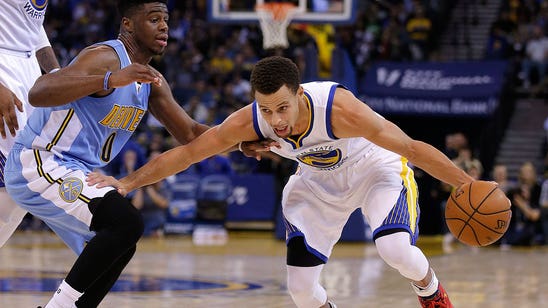 Warriors stay unbeaten behind another big night by Curry