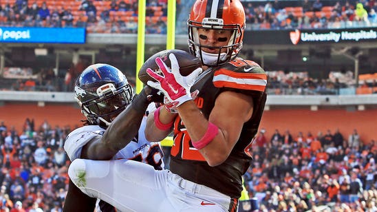 Browns sign tight end Gary Barnidge to three-year extension