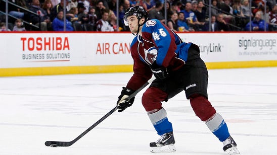 Coyotes acquire Elliott from Avalanche for Gormley