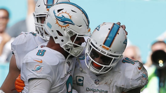 Matt Moore steps in after Jay Cutler's injury, leads Dolphins past Jets