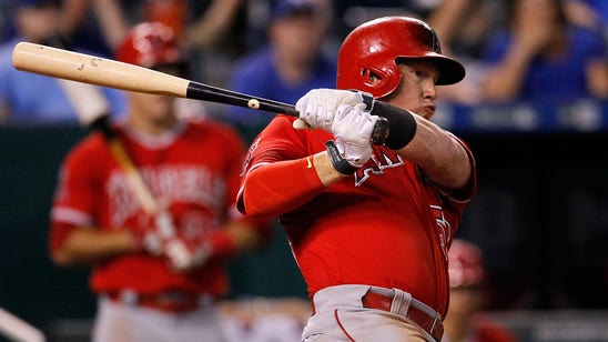 Angels agree to 1-year deal with Kole Calhoun, avoid arbitration