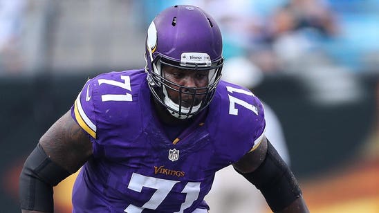 Vikings tackle Smith headed to IR with triceps injury