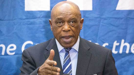 Sexwale to meet South African federation over FIFA campaign