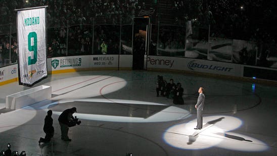 Dallas Stars Legend Mike Modano Pays Tribute To Late Gordie Howe