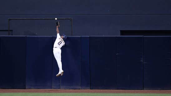 Upton's homer-robbing catch highlights Padres' 11-7 loss