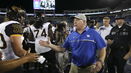 Kentucky Football: Mark Stoops Makes Promise To Fans