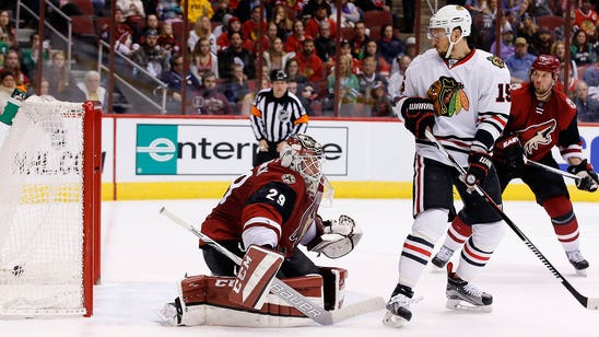 Blackhawks change on fly as Anisimov boards plane to Montreal