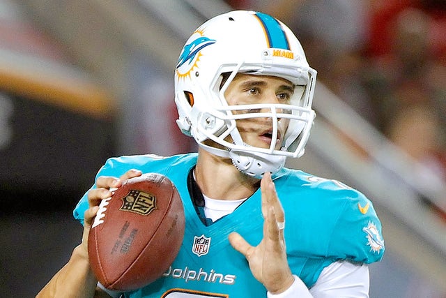 QB Brady Quinn's stay with Dolphins lasts all of two weeks