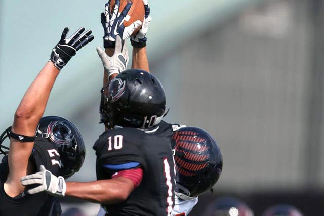 Mit Football Division Mit Wpu Football Team
