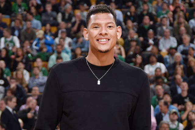 Isaiah Austin returns to basketball, signs contract with Red Star ...