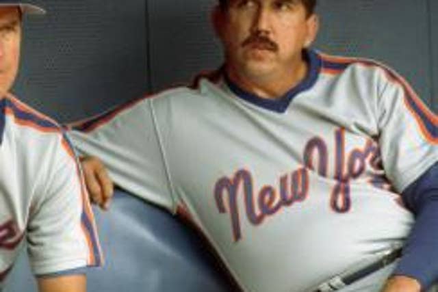 Yankees' George Steinbrenner wasn't a fan of 'Seinfeld,' according to Mets' Buck  Showalter 