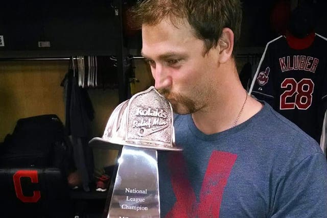 Yankees fireman helmet trophy for relievers