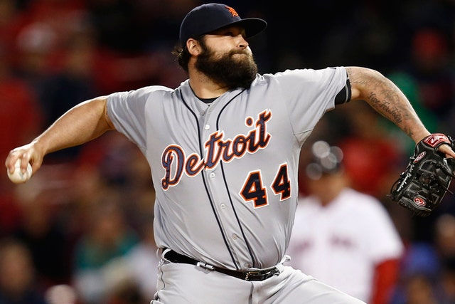 Indians Ink Former Yankees, Tigers Pitcher Joba Chamberlain to Minor League  Deal