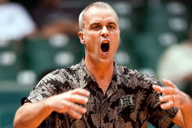 Fired Hawaii Coach Gib Arnold Says School Owes Him 1 4 Million