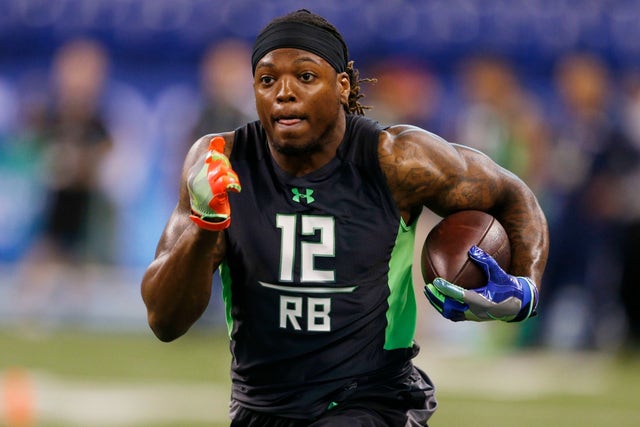 Derrick Henry's new Titans teammate thought he was a linebacker when they  first met | FOX Sports