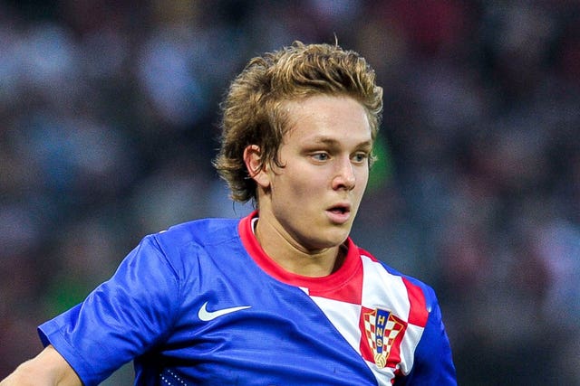 Barcelona signs highly-rated Croatia midfielder Alen Halilovic | FOX Sports