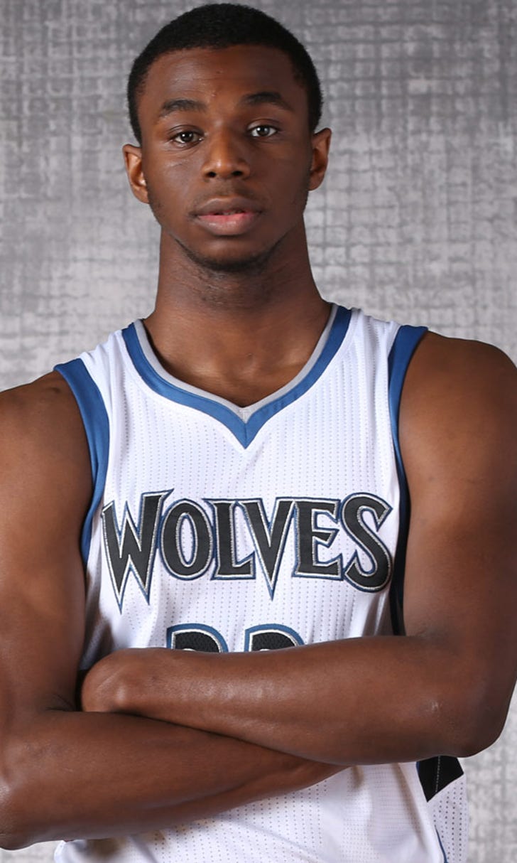 andrew wiggins new shoe