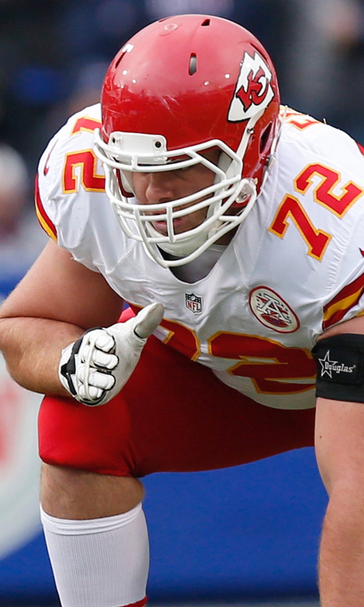 Chiefs' Reid: Right tackle Eric Fisher is close to a return | FOX Sports