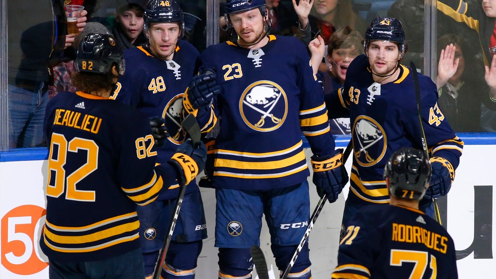Reinhart’s hat trick lifts Sabres past Capitals 5-2