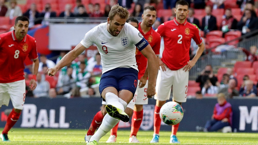Kane nets treble, sets up Sterling as England beats Bulgaria