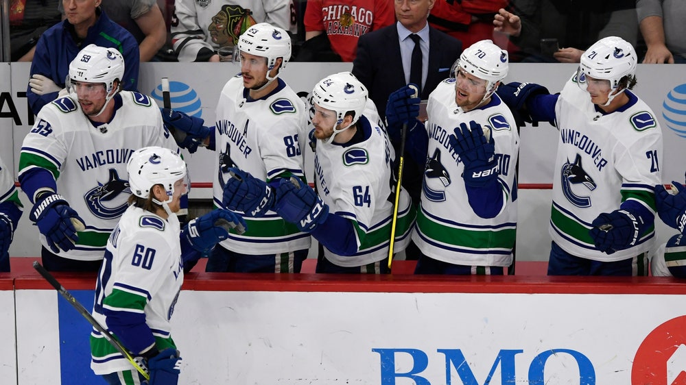 Horvat scores in overtime as Canucks beat Blackhawks 3-2