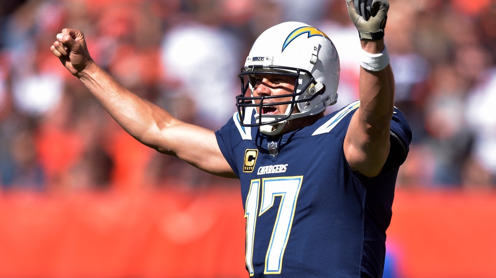 Gordon, Rivers lead Chargers to 38-14 blowout of Browns