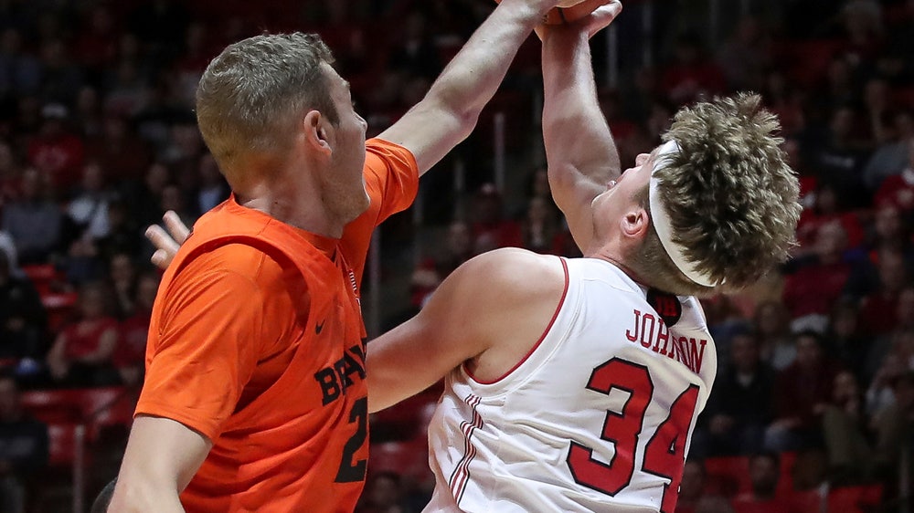 Tinkle scores 31, Kelley sets blocks mark as OSU beats Utah