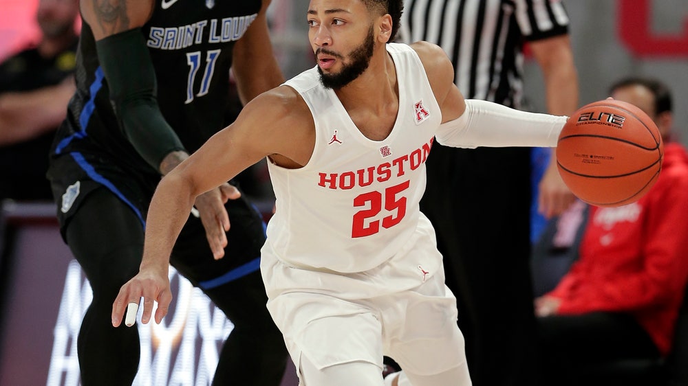 Davis scores 17 points, No. 24 Houston beats Saint Louis