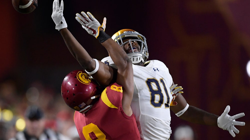 No. 3 Notre Dame rolls to 12-0 season, beats rival USC 24-17