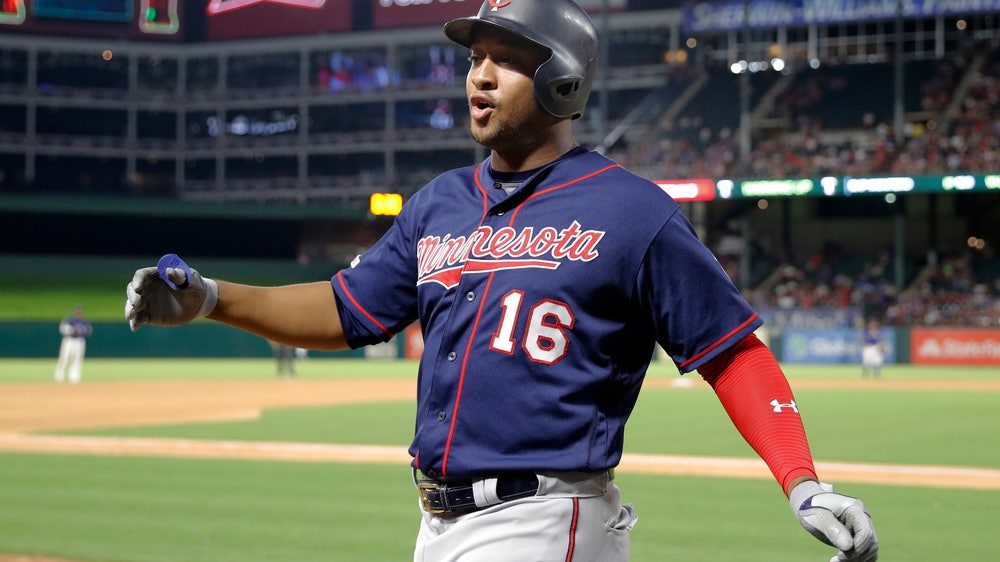 Dropped popup was key to Twins' 4-3 win over Rangers