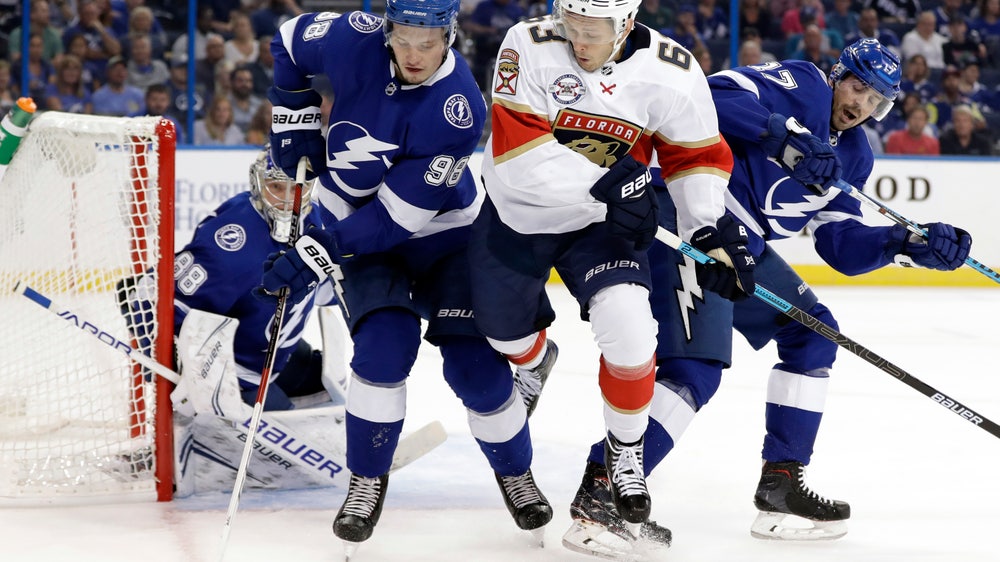 Evgenii Dadonov rallies Panthers past Lightning 3-2