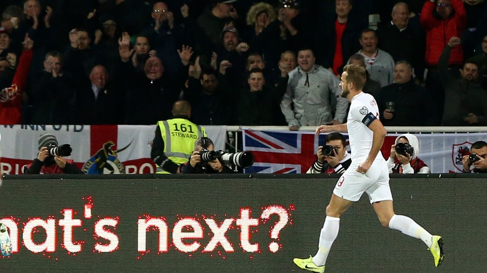 Kane scores again as England beats Kosovo 4-0