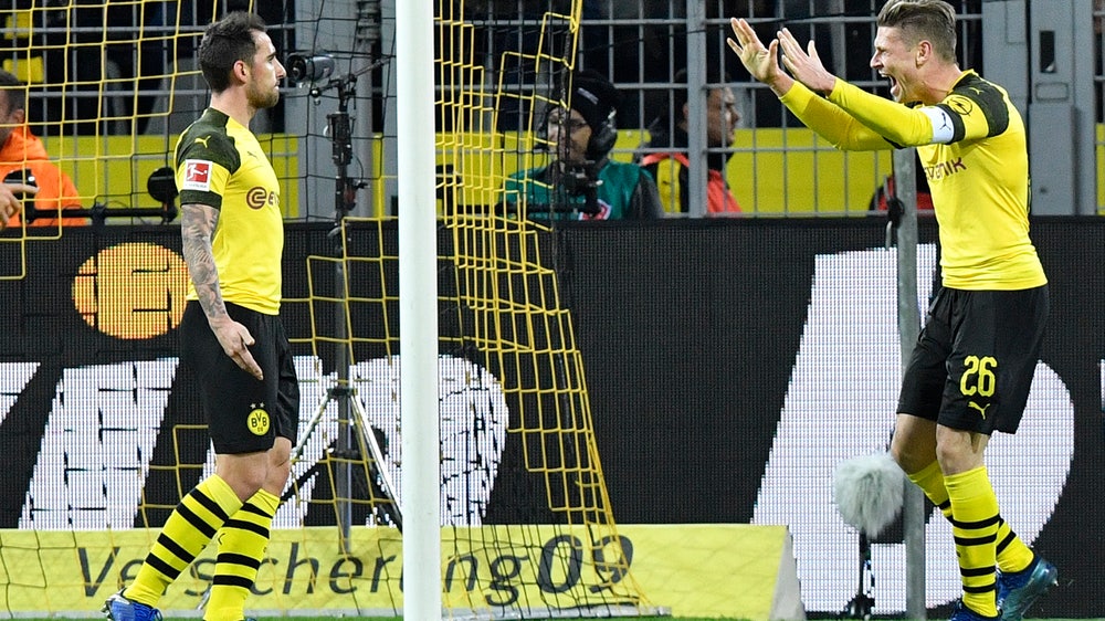 Dortmund stretches lead, Bayern keeps pace in Bundesliga