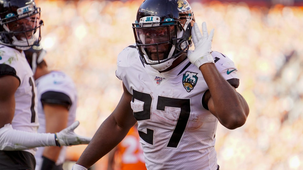 Fournette leads Jags' 26-24 comeback over Broncos