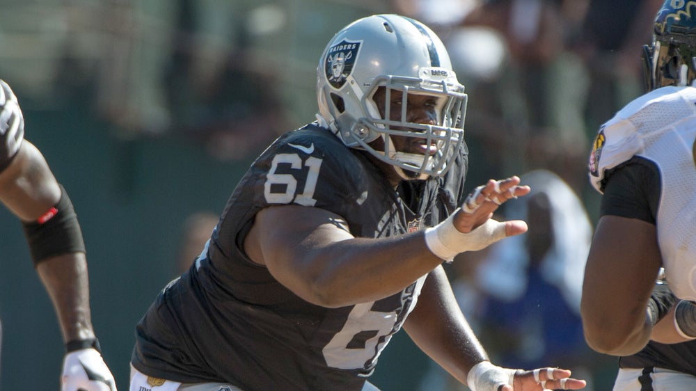 Center Rodney Hudson questionable for Raiders
