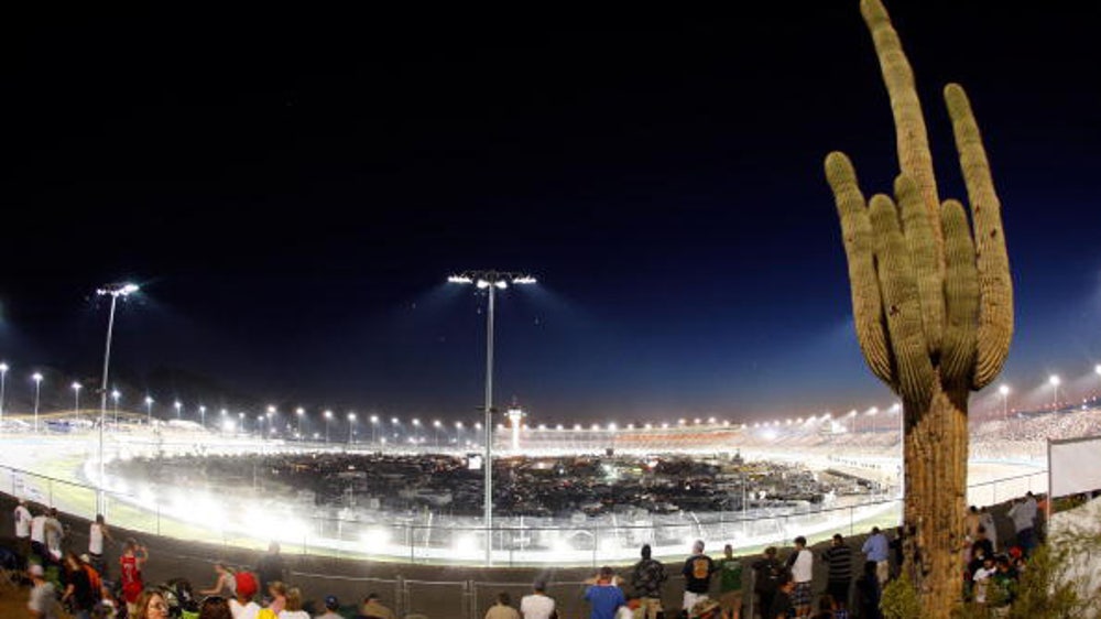 6 things learned on a busy Friday at Phoenix International Raceway