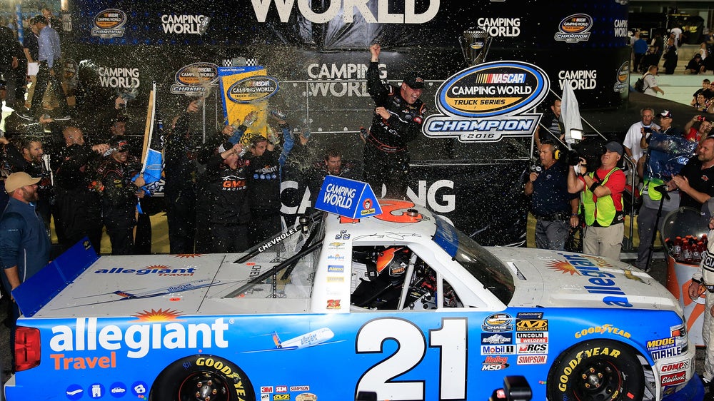 Best photos from the Truck Series season finale at Homestead